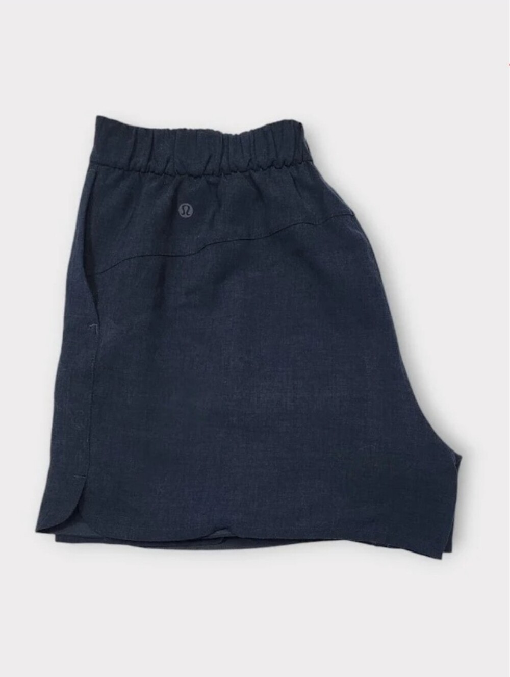 Size 8 - Lululemon Flat-Front Relaxed Short 4